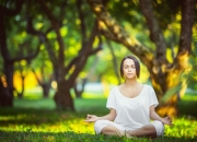 熊猫体育2026-逆境封神之夜，马刺掀翻森林狼，詹姆斯以关键先生之名重写剧本
